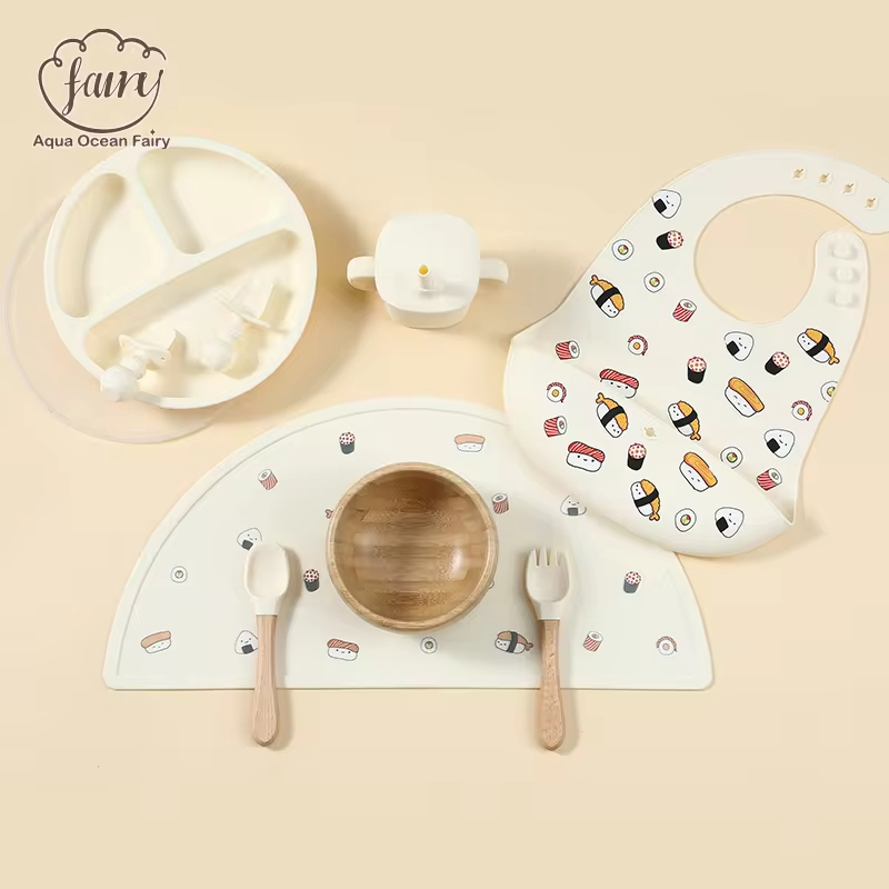 Custom 10 pcs Bamboo Bowl Baby Silicone Feeding set for 6 months old