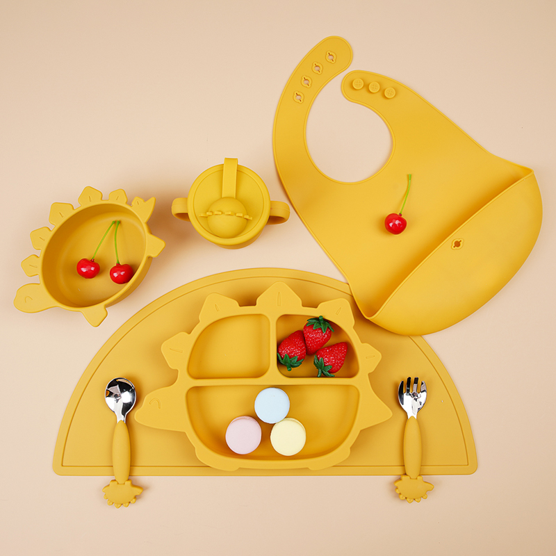 Learn To Eat Silicone Baby Feeding Set